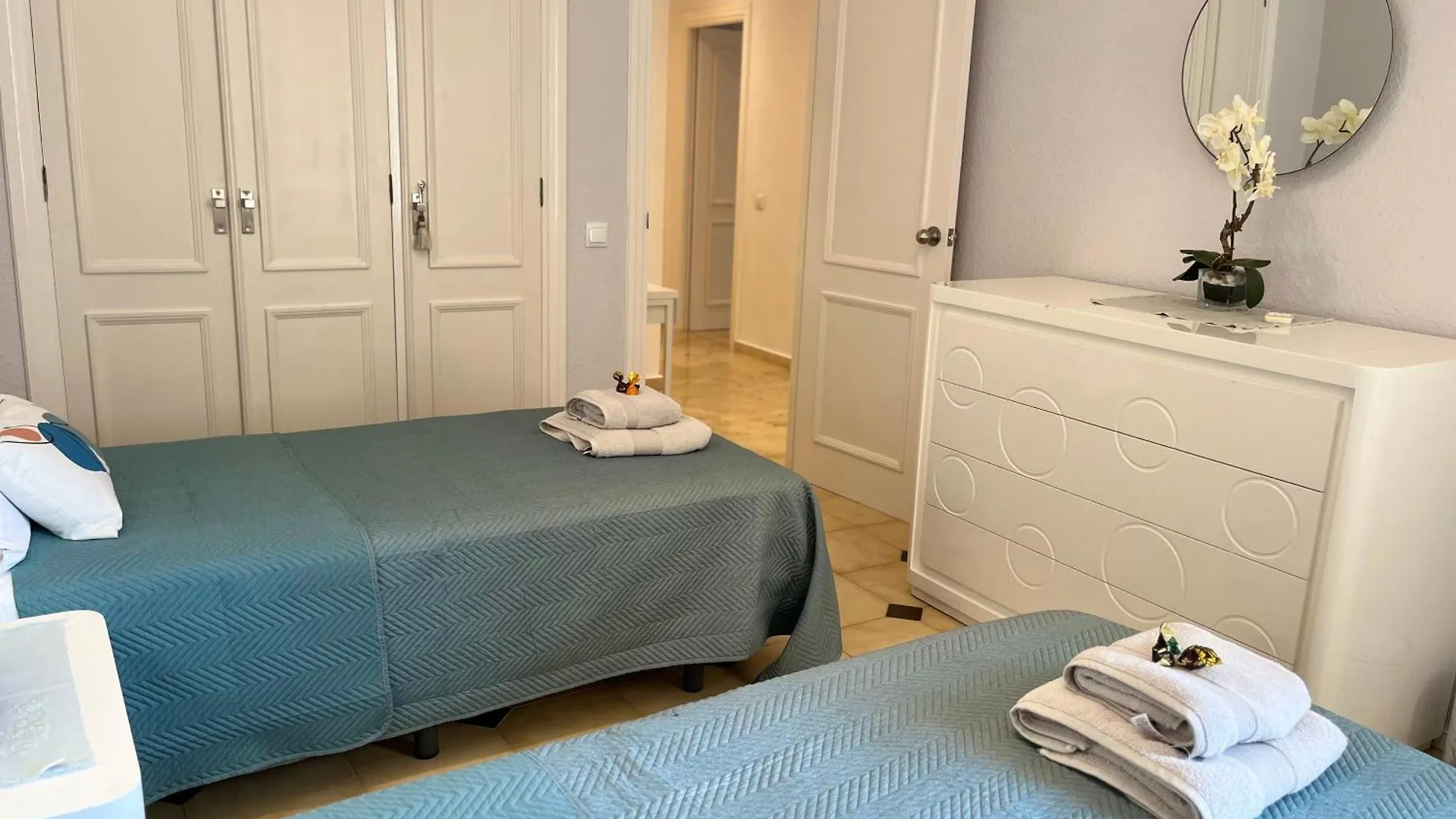 Beachfront Apartment In 마르베야 0*,