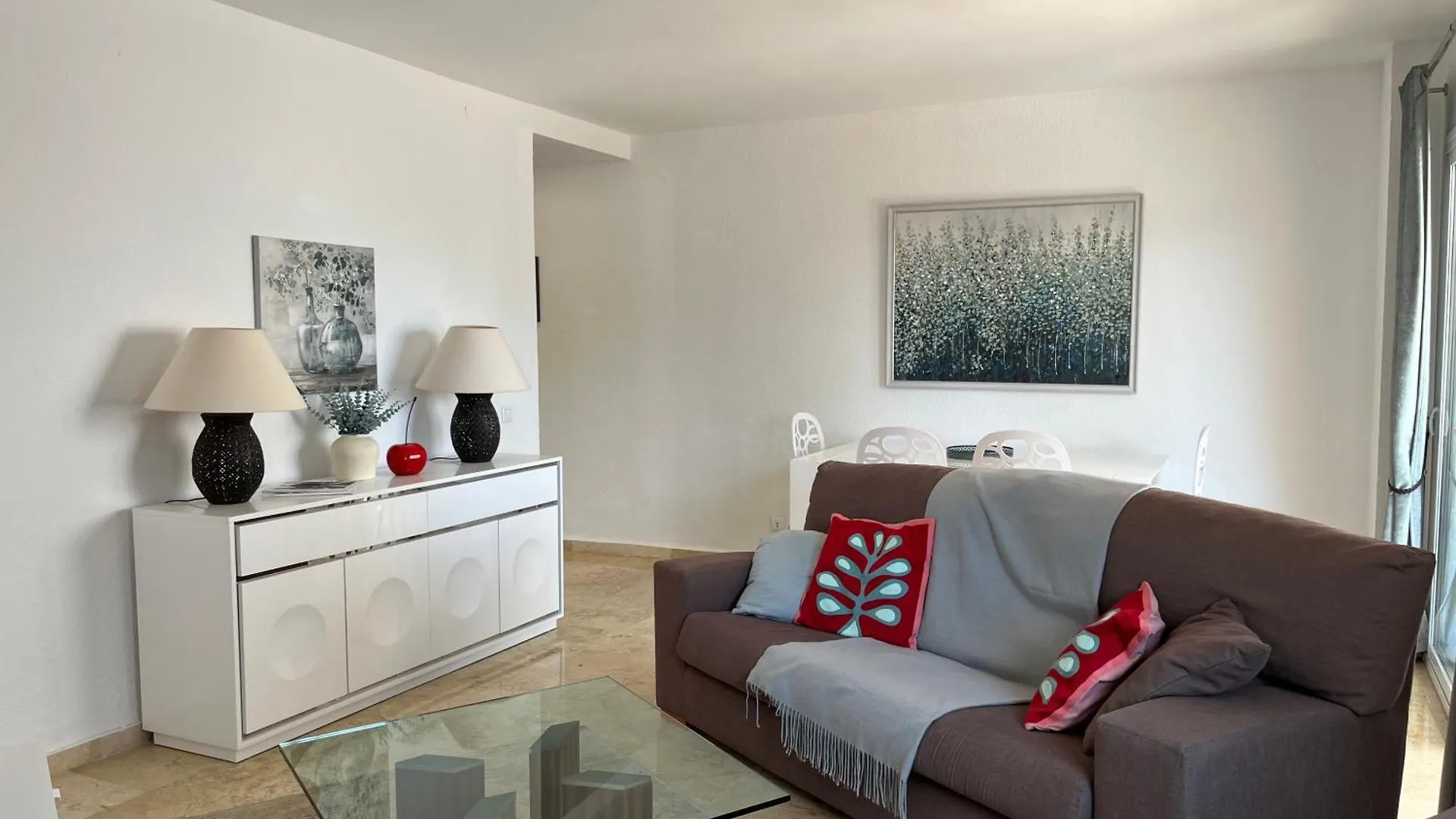 Beachfront Apartment In 마르베야 0*,  스페인