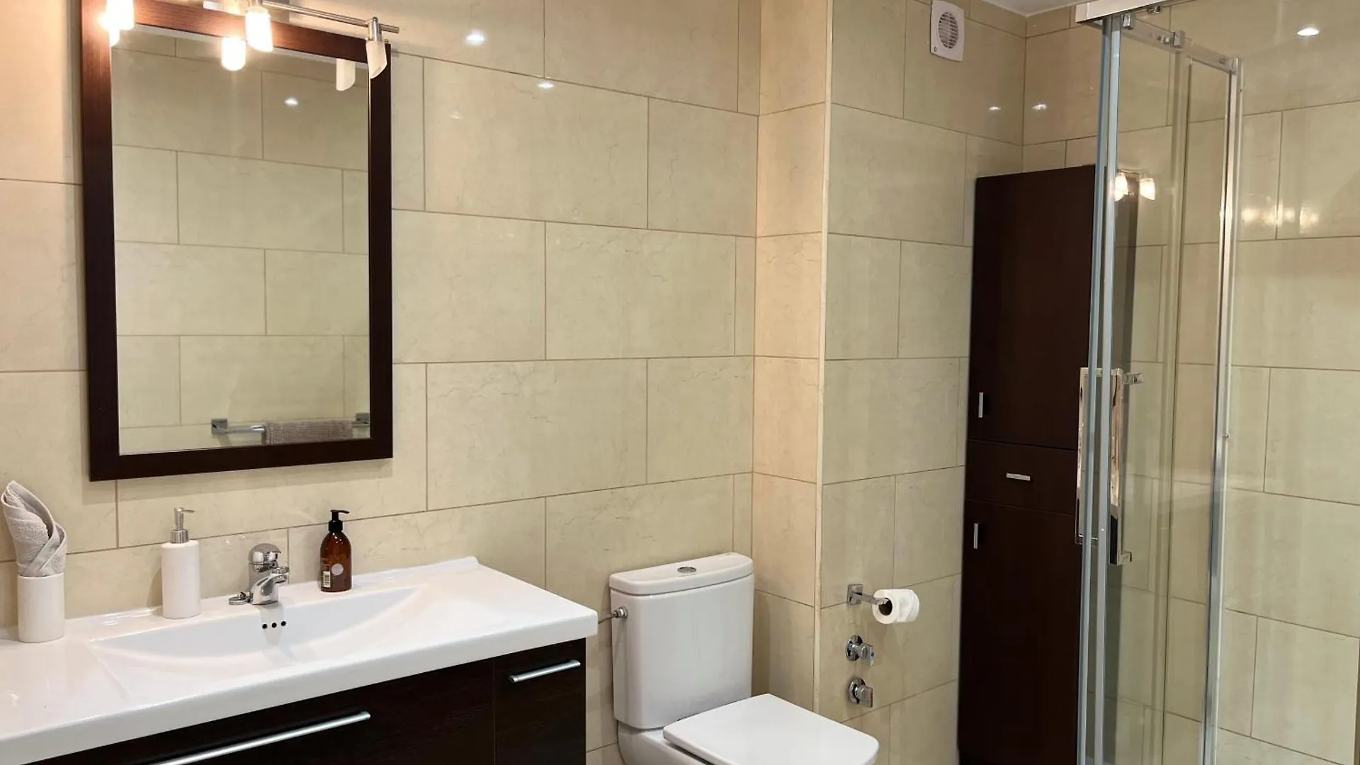 Beachfront Apartment In 마르베야 0*,