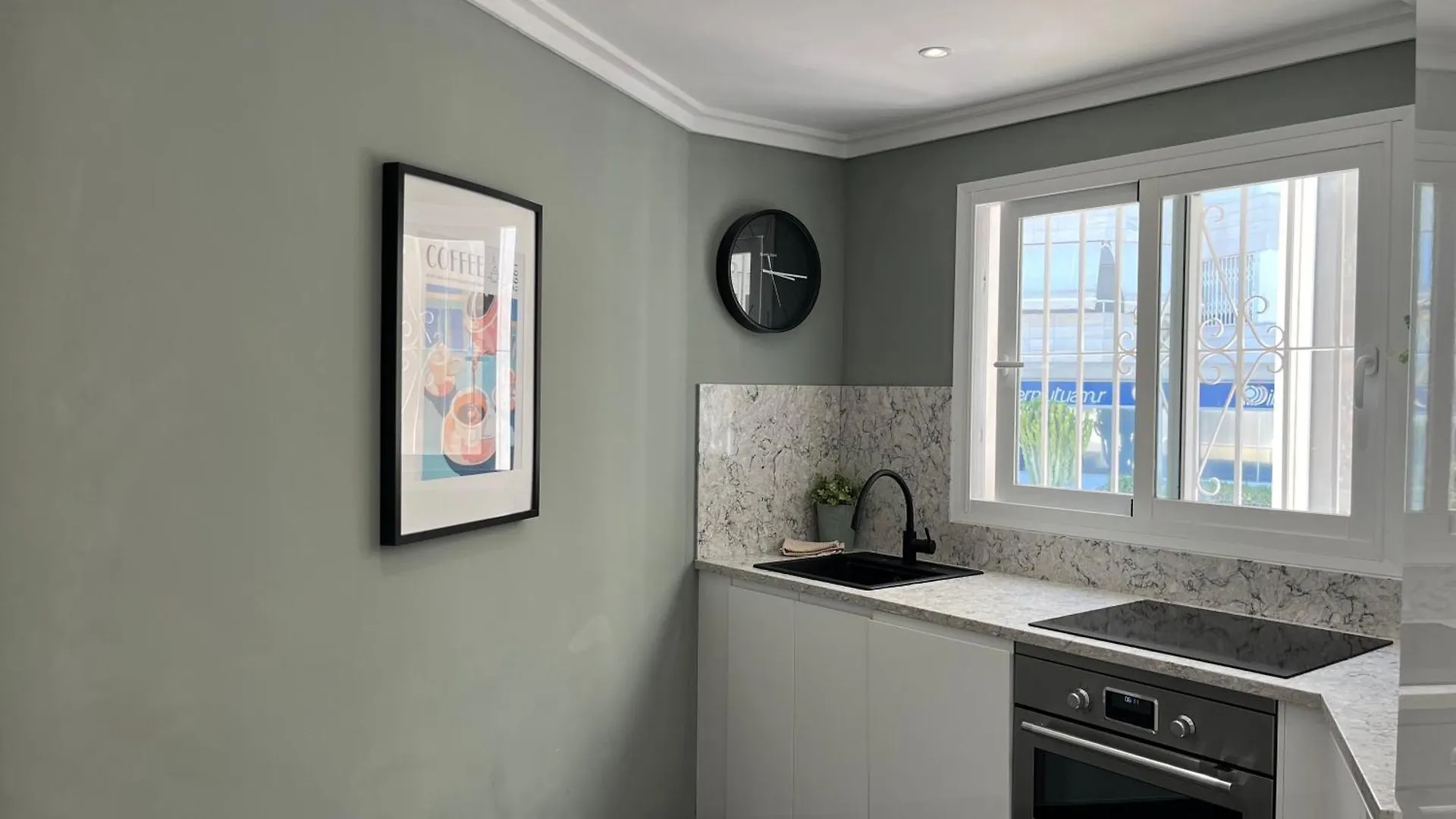 Beachfront Apartment In 마르베야 스페인